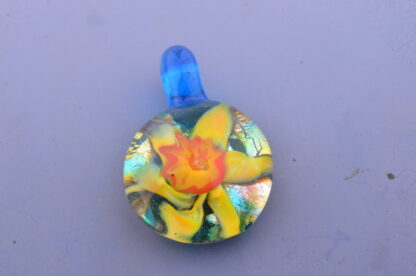daffodil pendant